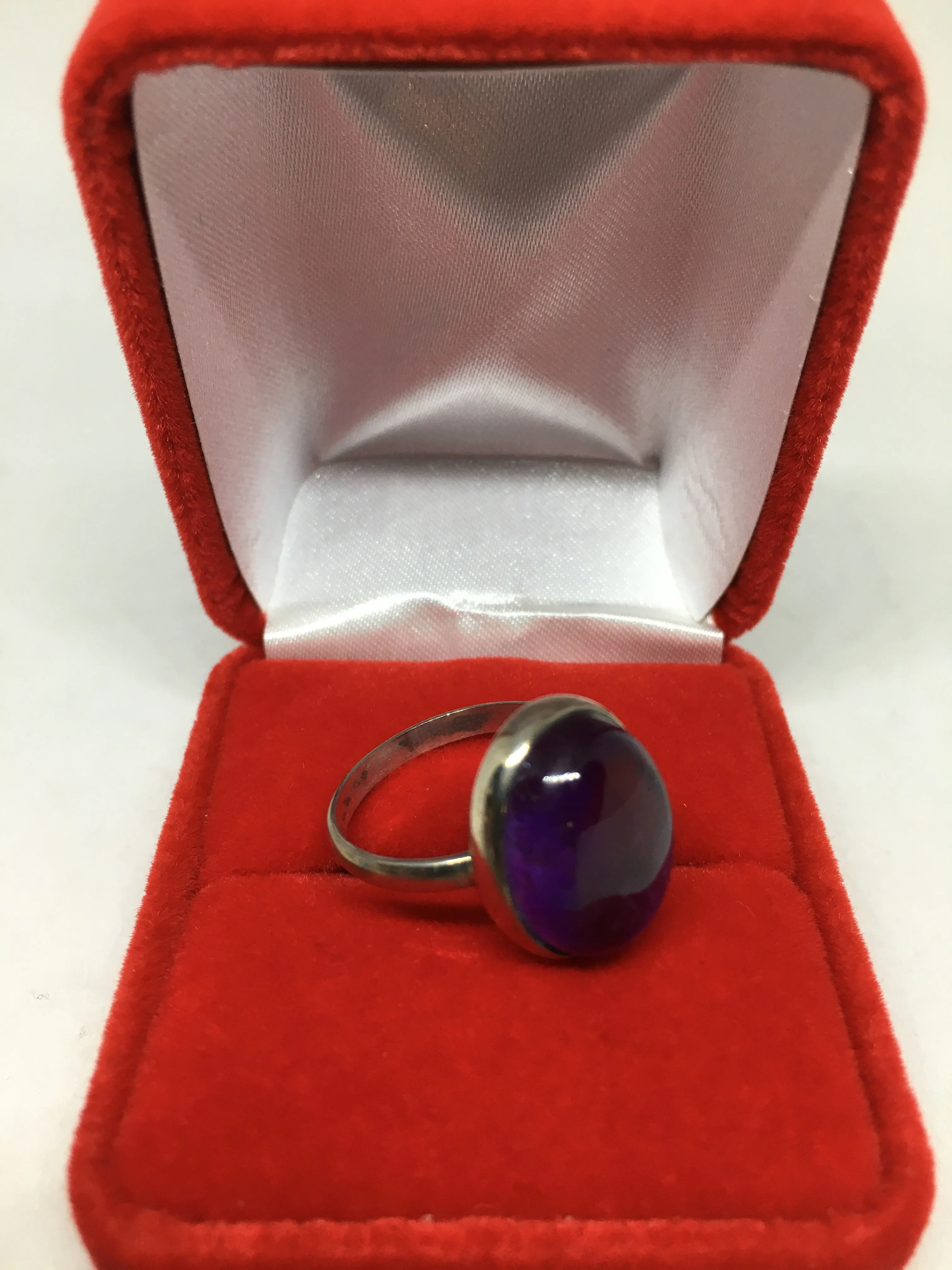 Beautiful Natural Amethyst Ring with Sterling Silver for Her