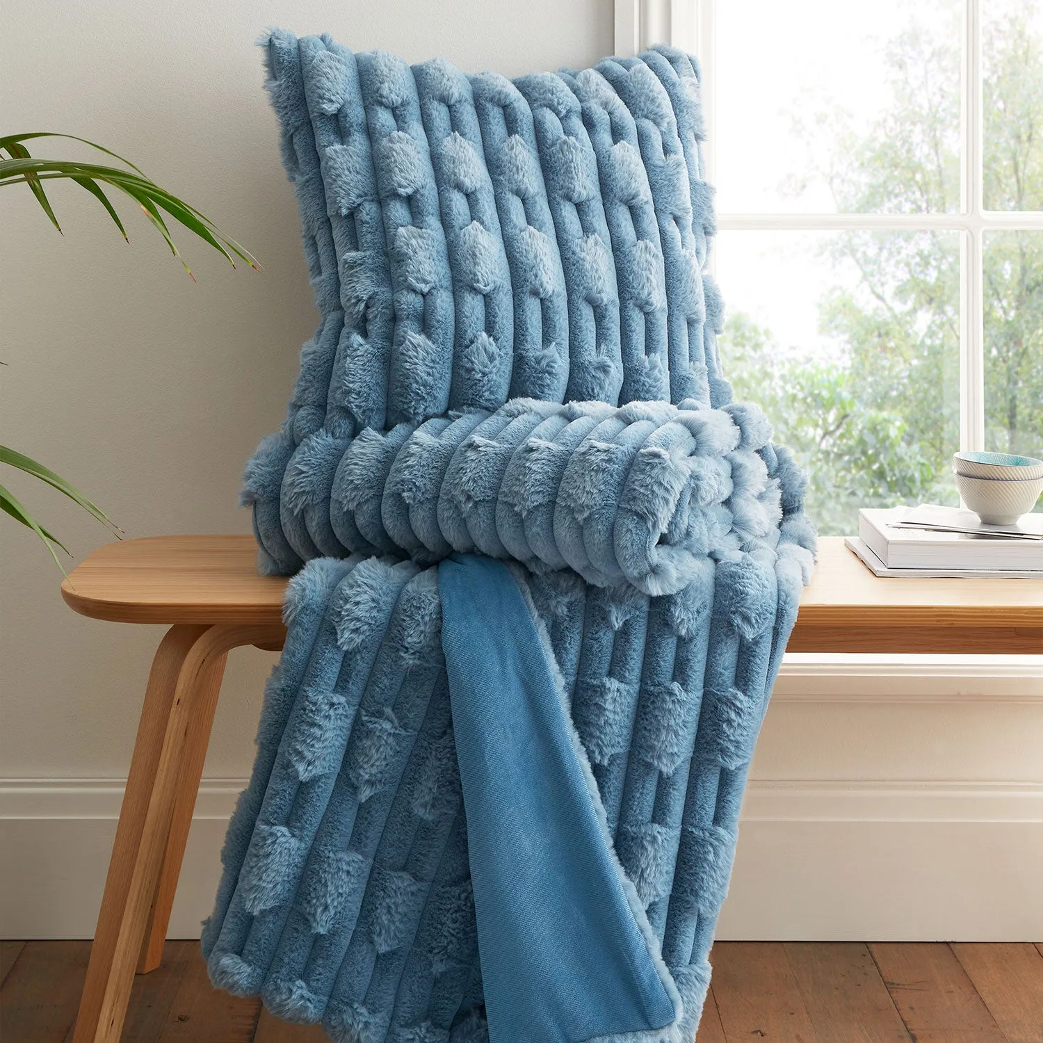 Bianca Blue Carved Faux Fur Blanket Throw (150cm x 200cm)