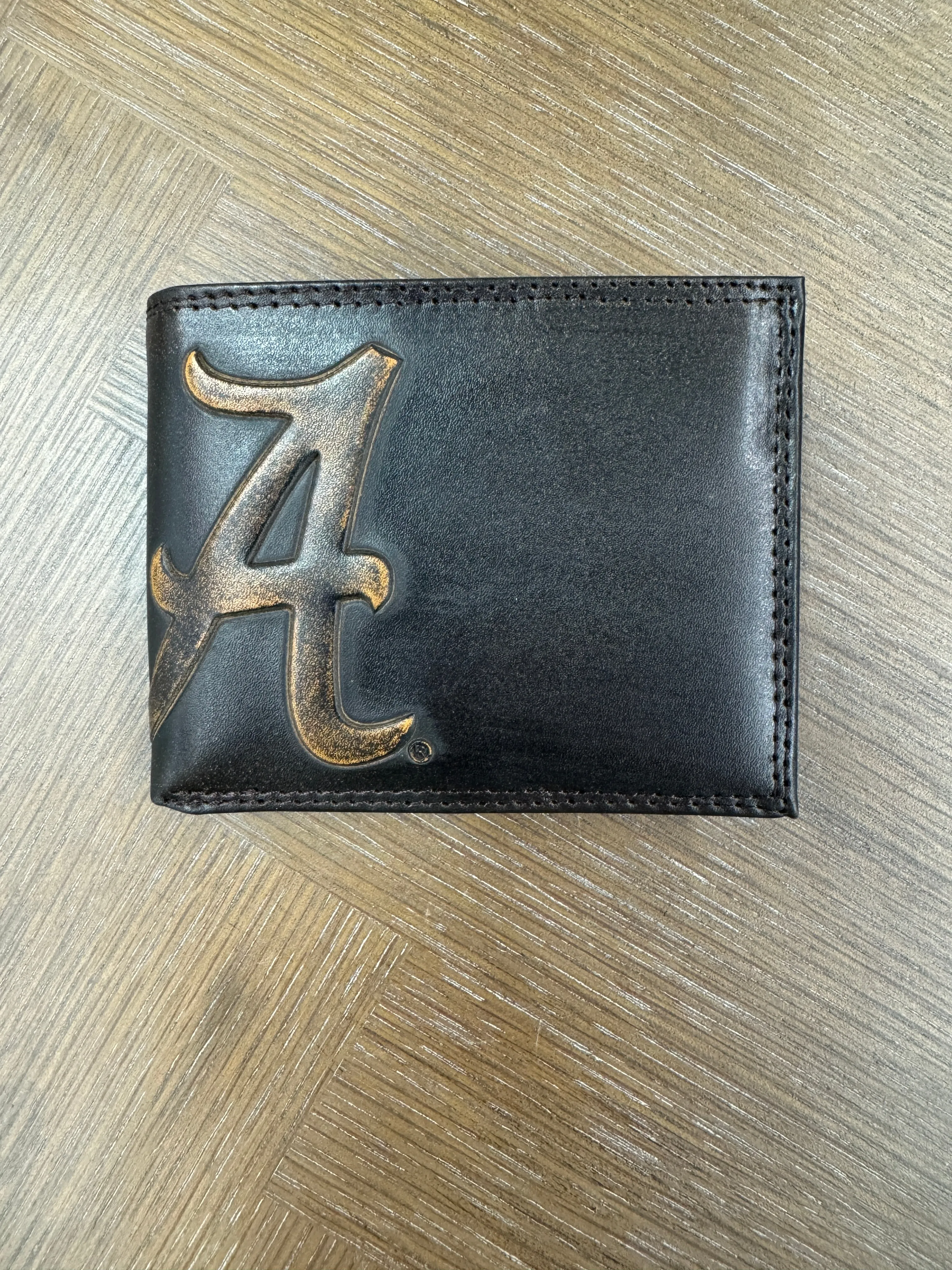 Zepplin Burnished Passcase Wallet