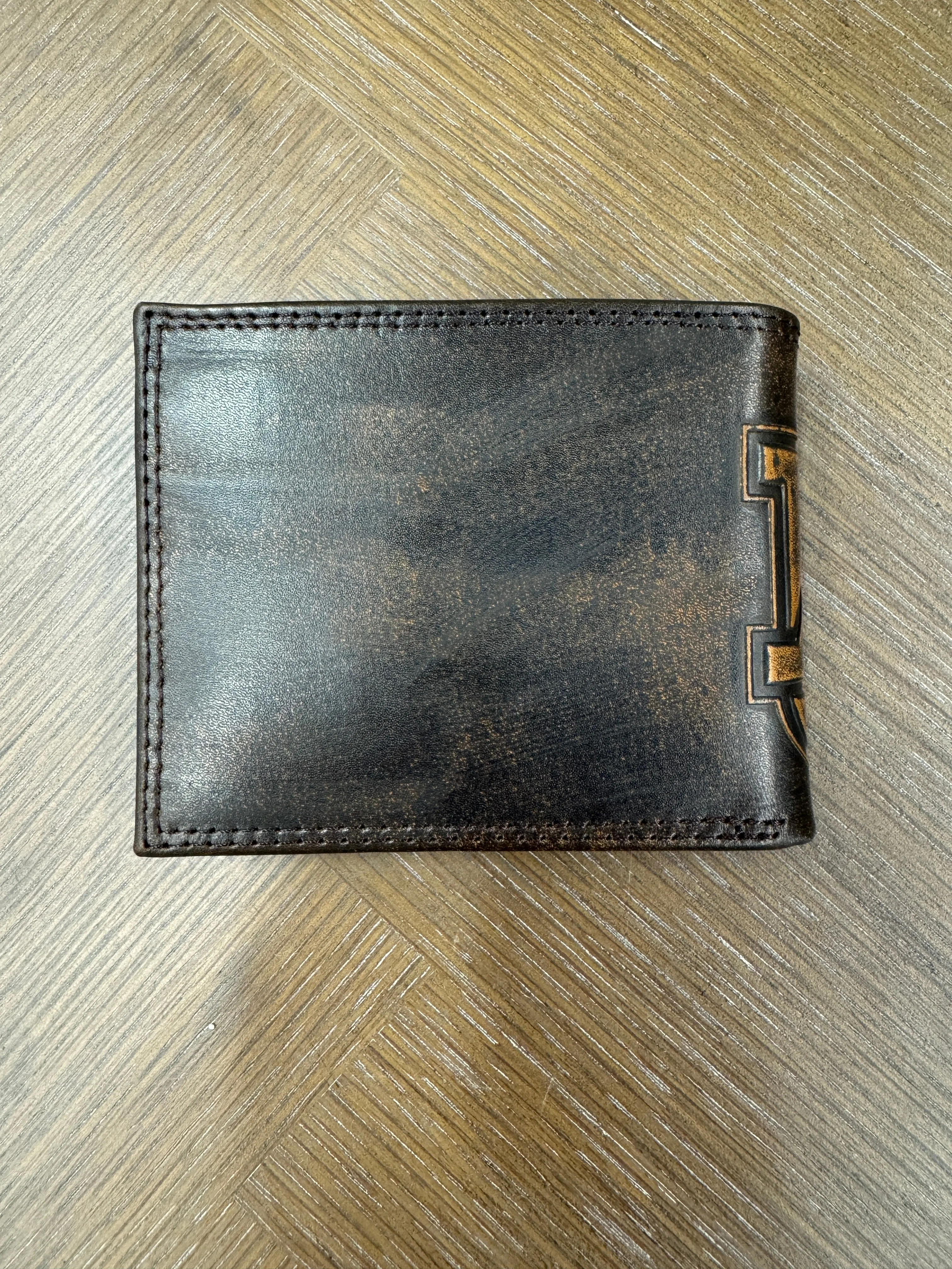 Zepplin Burnished Passcase Wallet